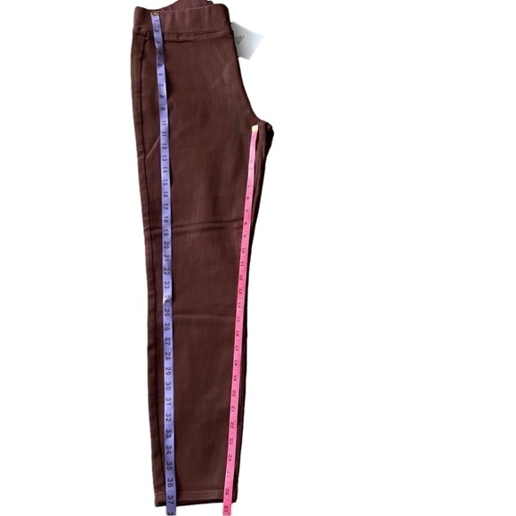 🆕 Pistola Aritzia Coated Black Cherry Jeggings - Picture 6 of 8